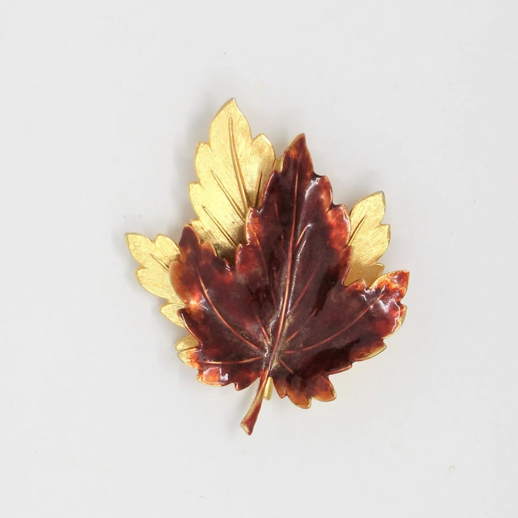 Brooch / Pin, Maple / Oak Leaves, Enamel with Gold Tone, Fall / Autumn, Vintage