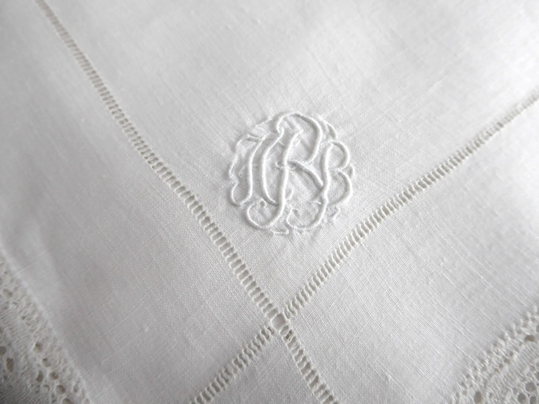 Handkerchiefs Belgian Lace 4 Napkins Hand Made Monogram H B B Point De Gaz