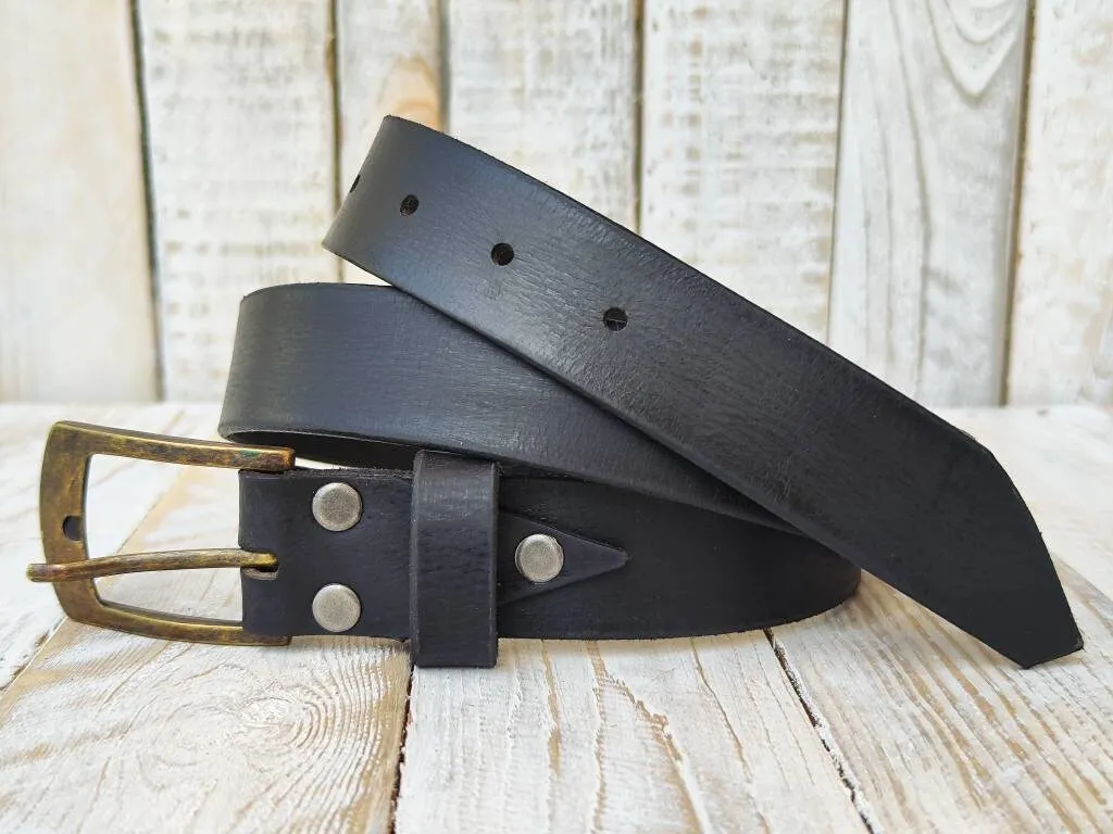 Mens Black Leather Belt - Vintage Style Genuine Quality Accessories for Him