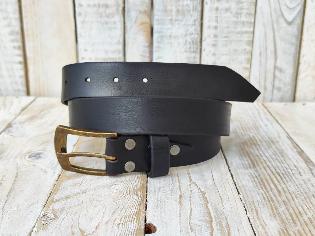 Mens Black Leather Belt - Vintage Style Genuine Quality Accessories for Him