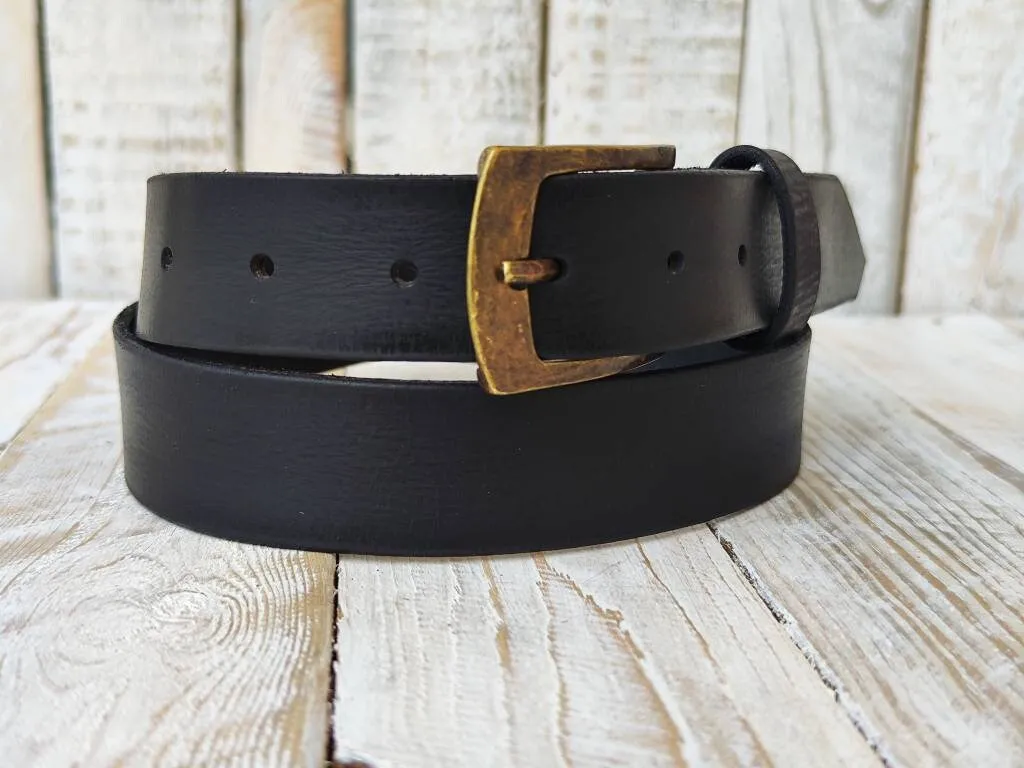 Mens Black Leather Belt - Vintage Style Genuine Quality Accessories for Him