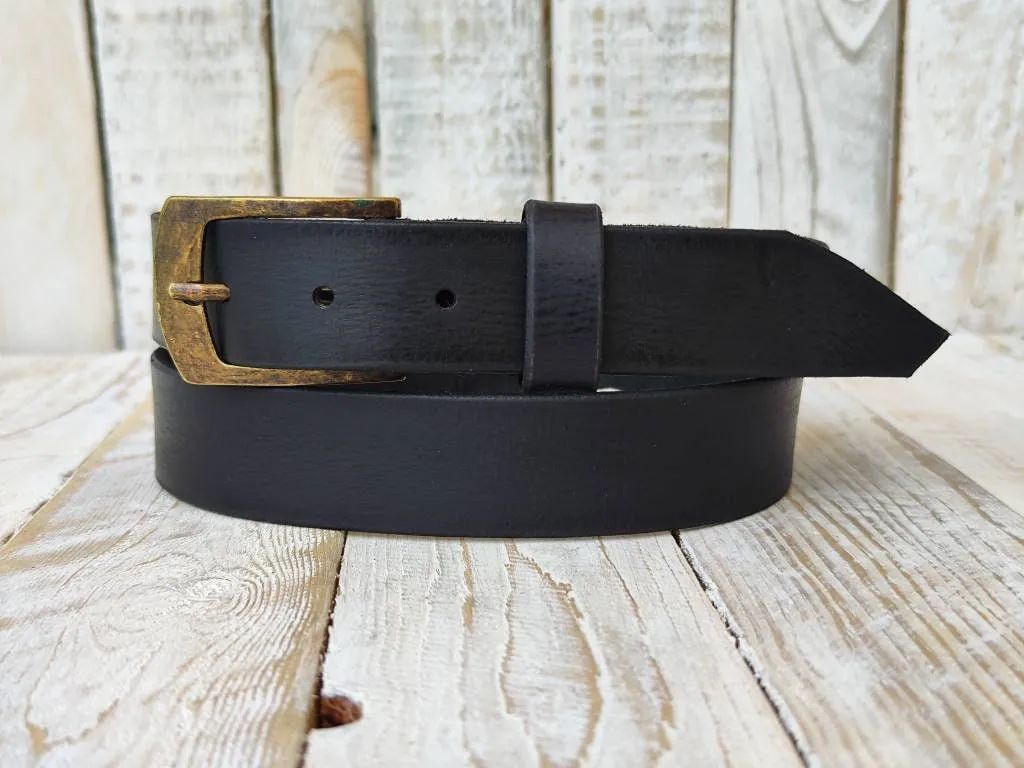 Mens Black Leather Belt - Vintage Style Genuine Quality Accessories for Him