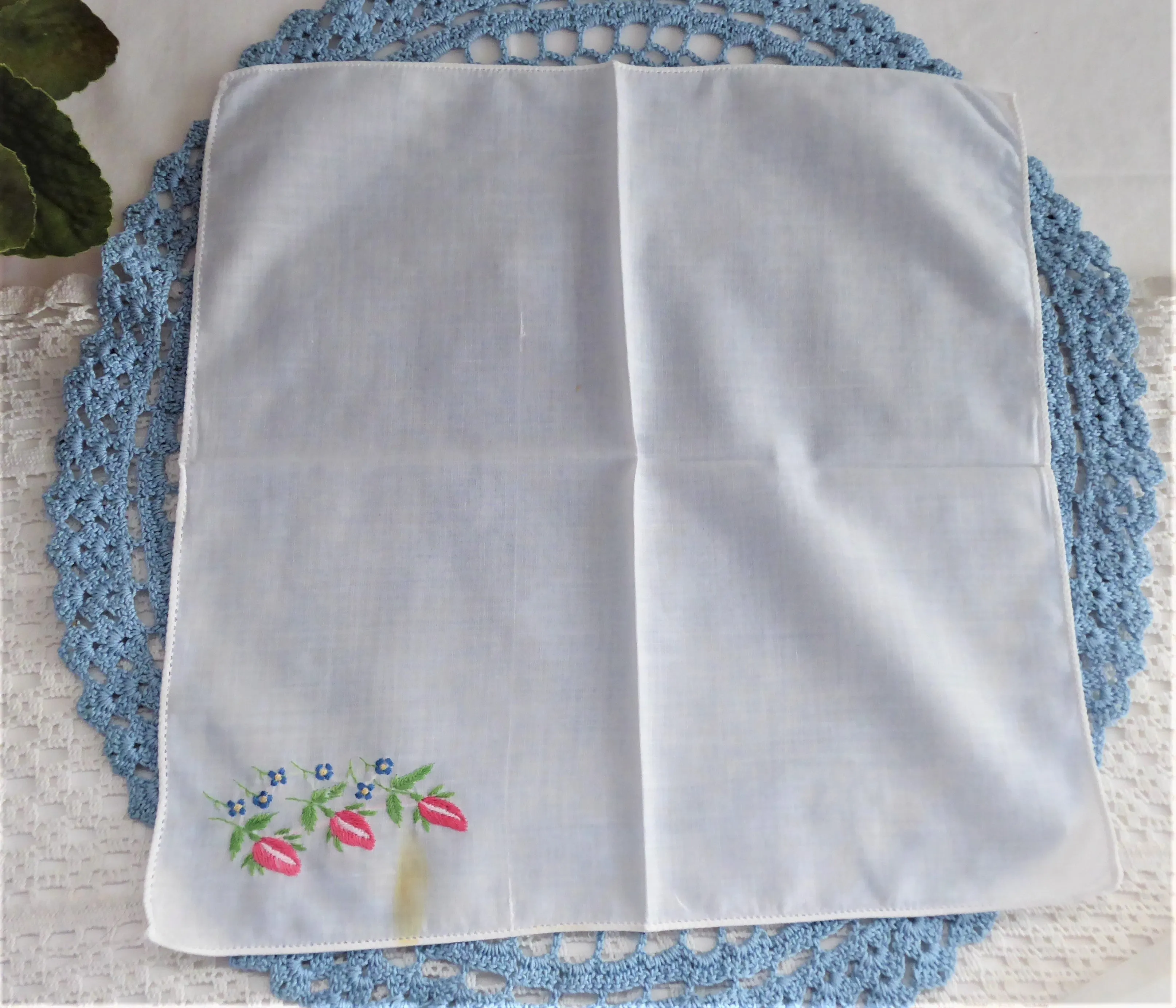 Pair Vintage Handkerchief Hand Embroidered Forget Me Nots Daisies Rolled Hems Hanky