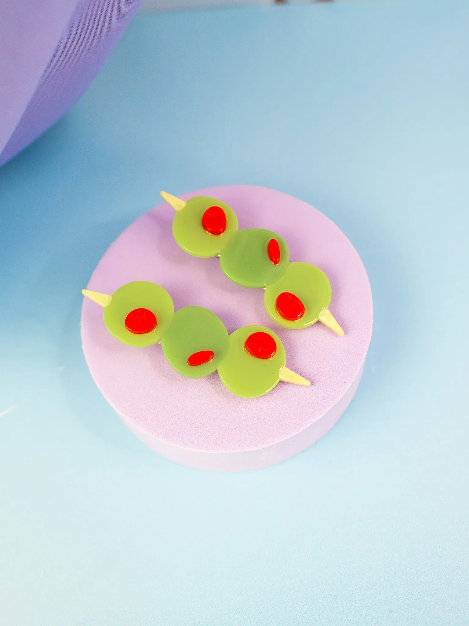 Stuffed Olive Clips