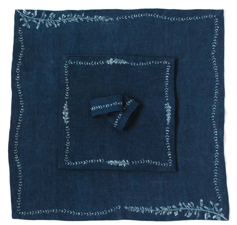 The Botanical Table: Indigo Series Table Linens